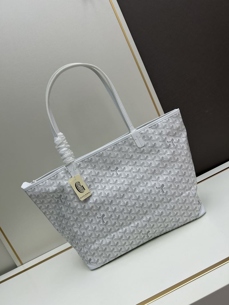 Goyard Shopping Bags